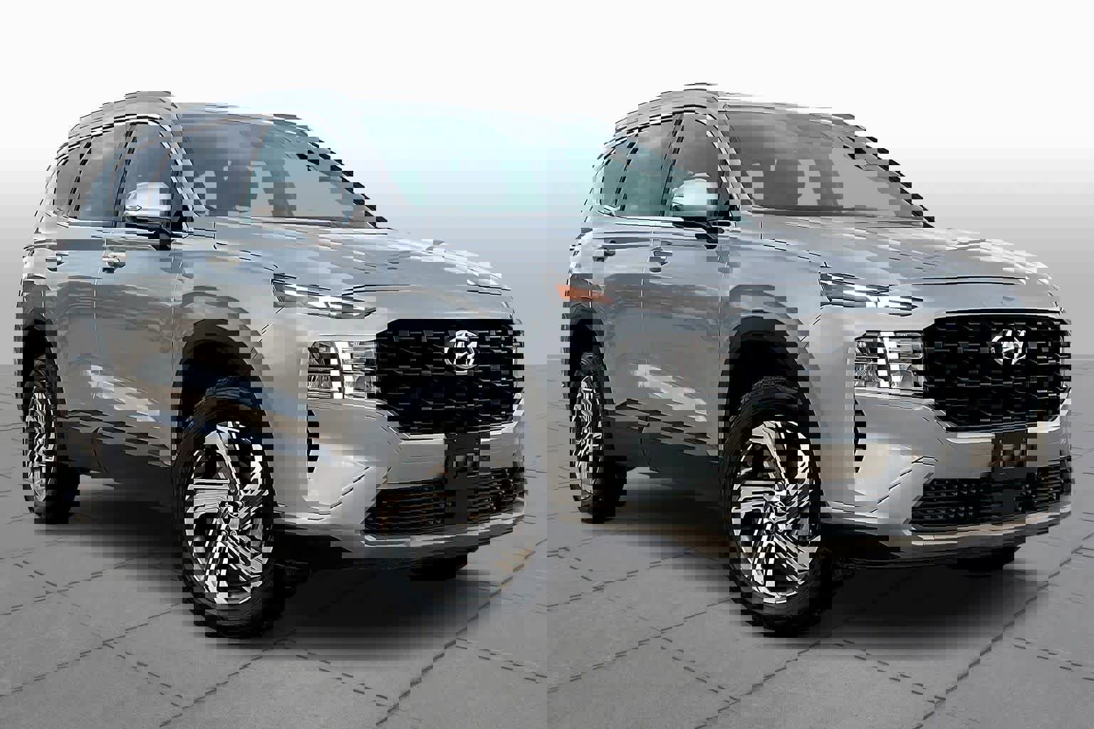 Certified 2023 Hyundai Santa Fe SEL image 3