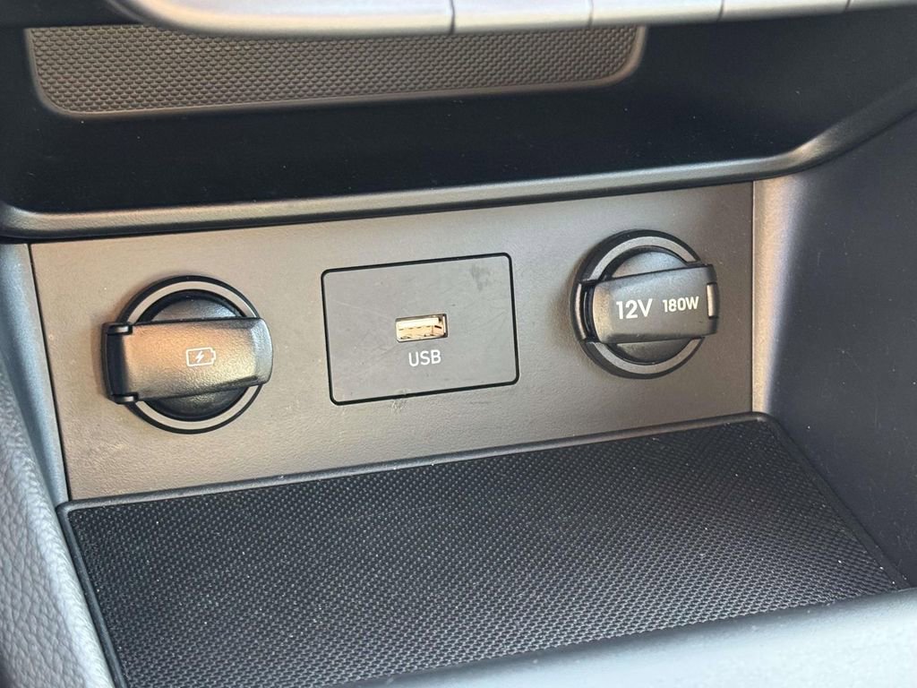 Used 2023 Hyundai Kona SEL w/ Cargo Package AWD/4WD image 26