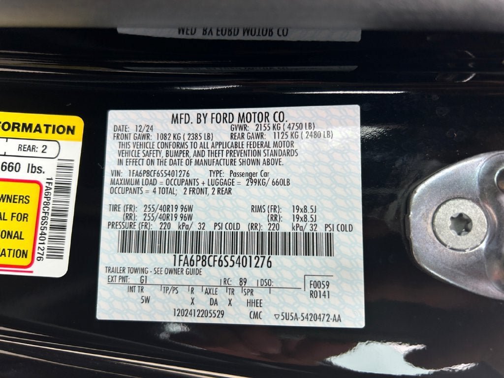 Used 2025 Ford Mustang GT Premium RWD image 37