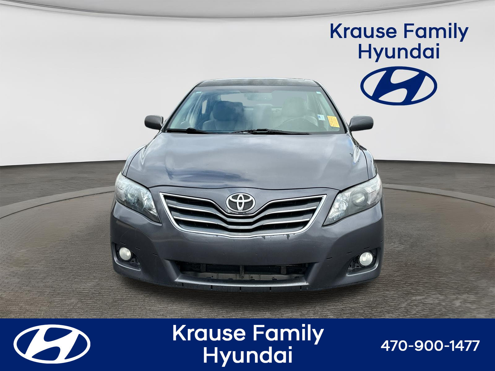 Used 2011 Toyota Camry XLE w/ XLE Extra-Value Pkg #2 FWD image 2