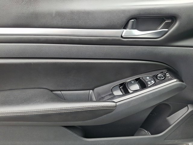 Used 2023 Nissan Altima 2.5 SV image 12