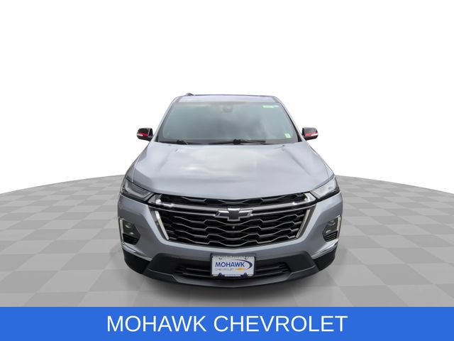 Used 2024 Chevrolet Traverse Premier w/ Redline Edition AWD/4WD image 3
