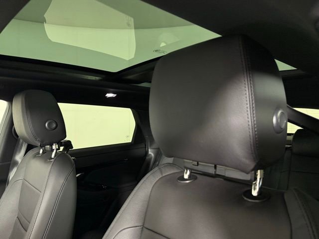 New 2026 Land Rover Range Rover Evoque Dynamic SE AWD/4WD image 11