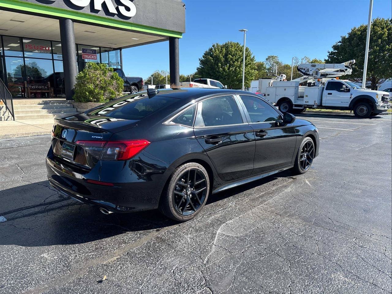 Used 2023 Honda Civic Sport image 8