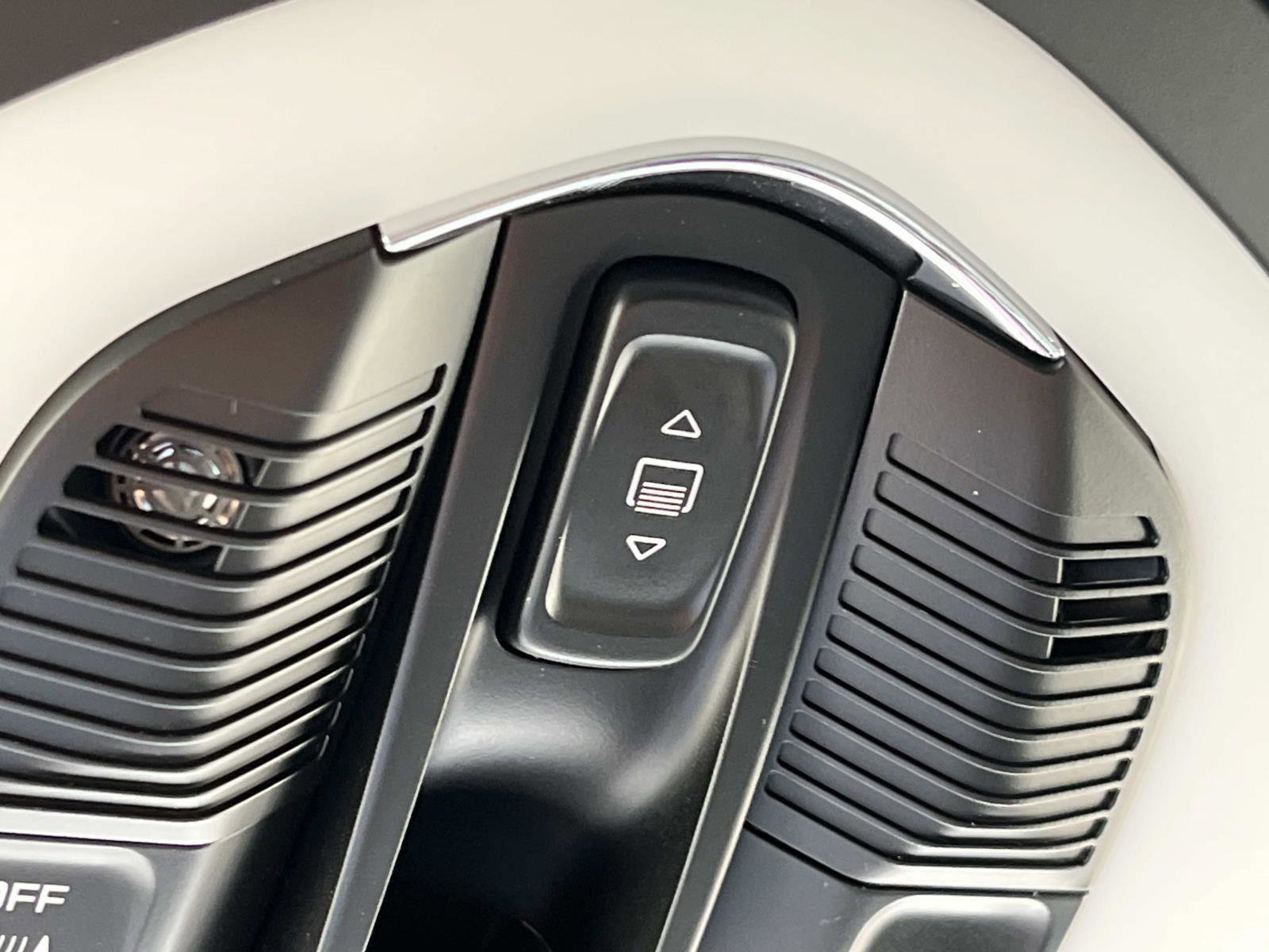 Used 2022 Porsche Macan S image 35