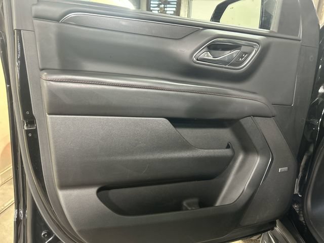 Certified 2022 Chevrolet Suburban RST w/ Sport Performance Package AWD/4WD image 22