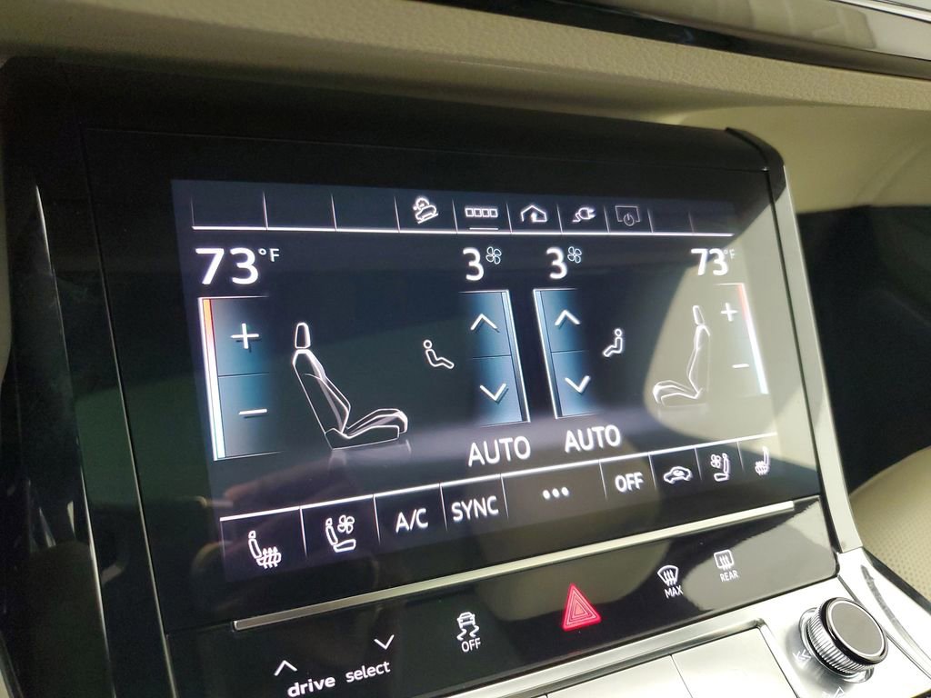 Used 2024 Audi Q8 e-tron Premium Plus w/ Premium Plus Package AWD/4WD image 29