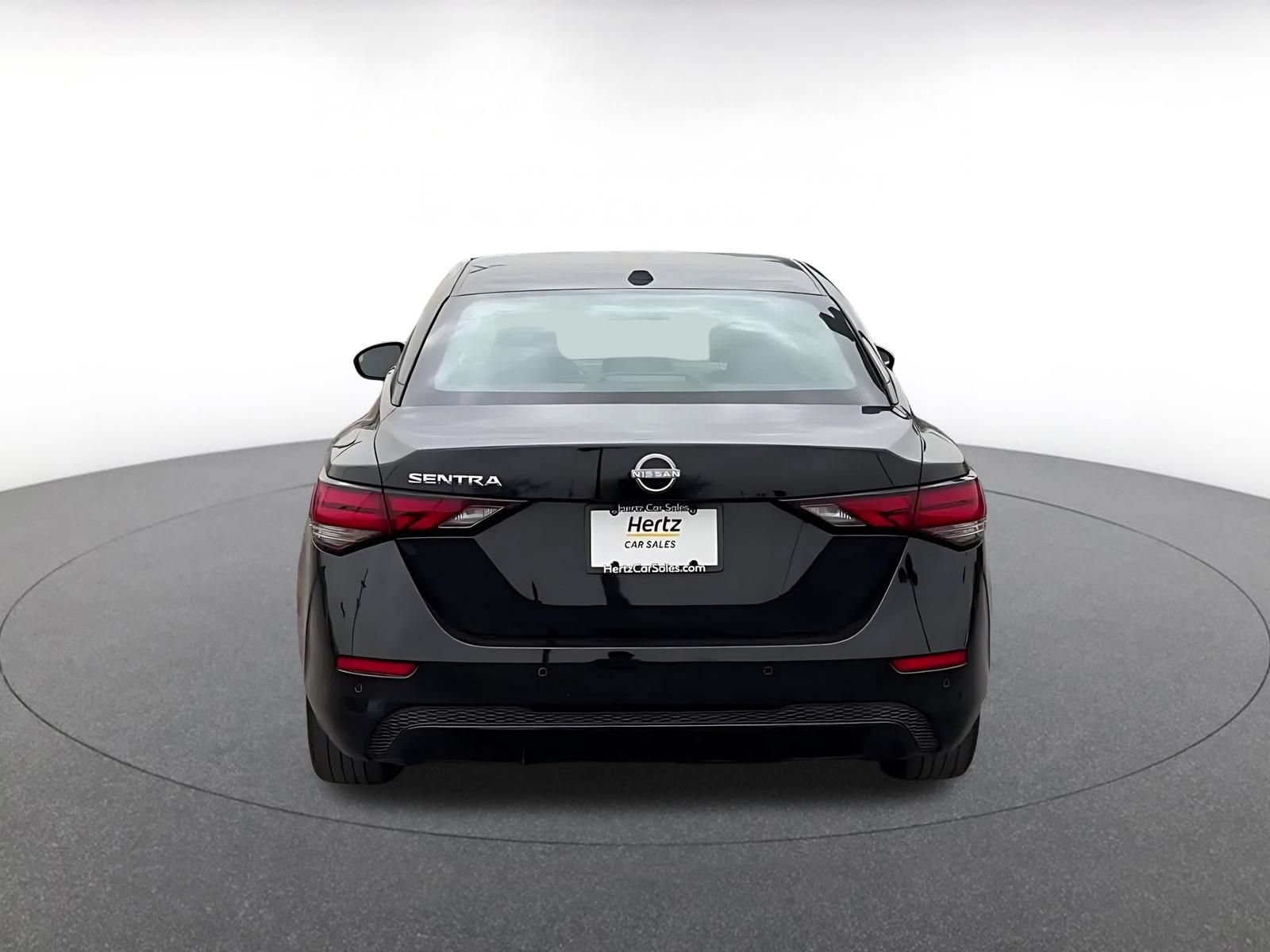 Used 2025 Nissan Sentra SV FWD image 10