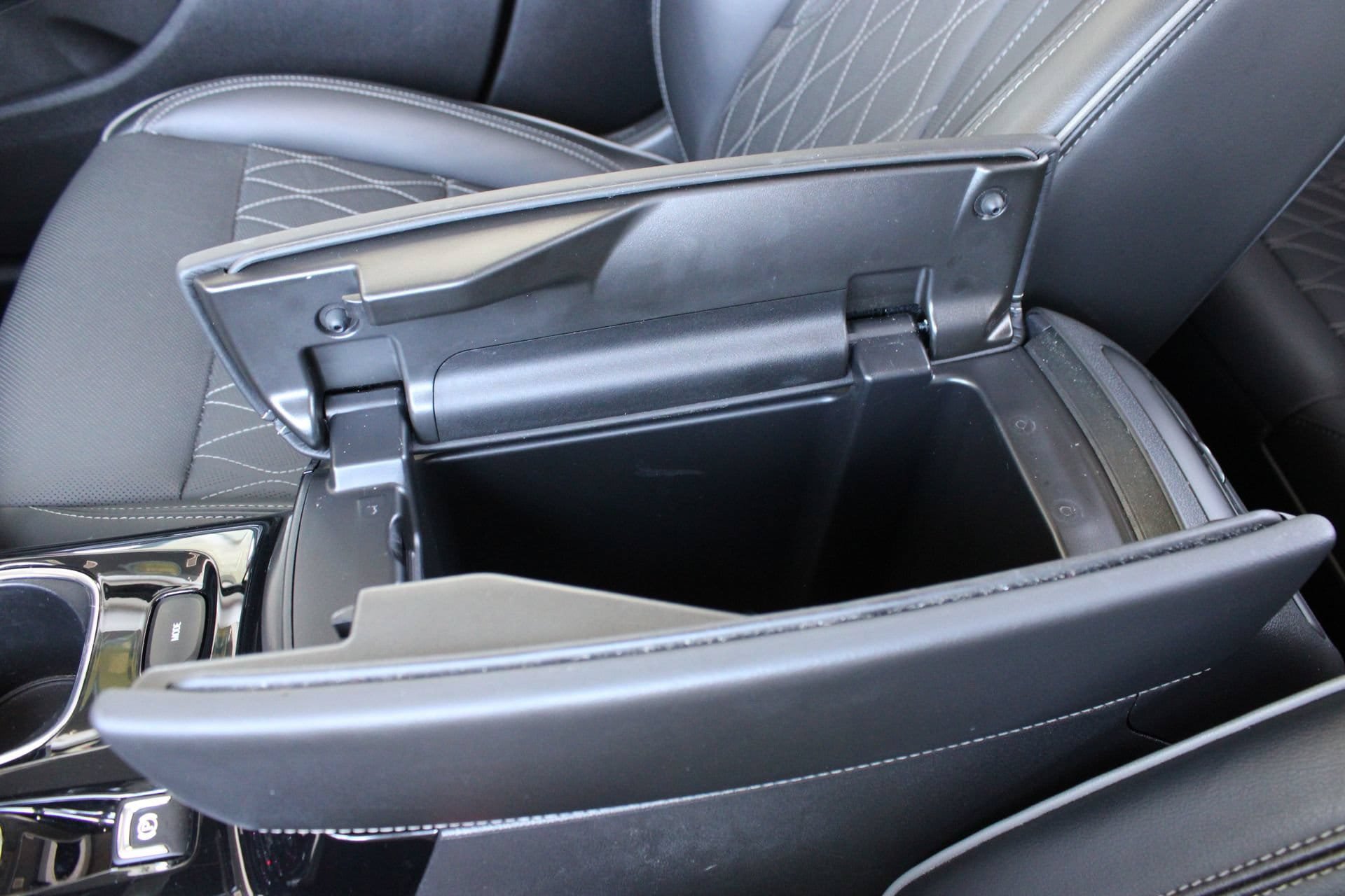 Used 2023 Buick Envision Avenir FWD image 41