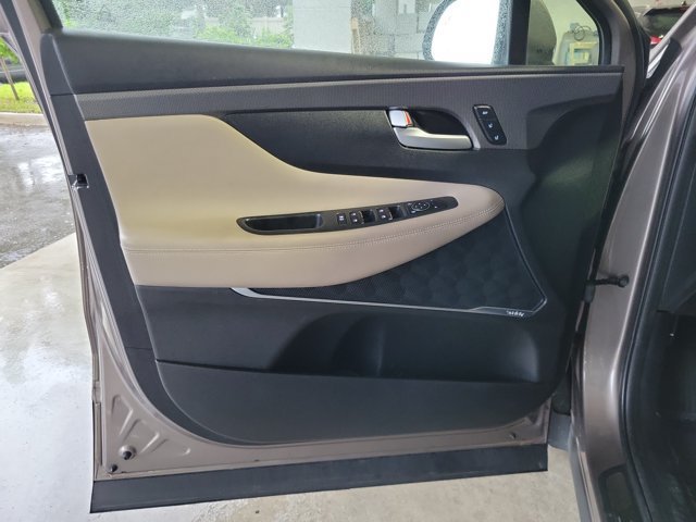 Used 2019 Hyundai Santa Fe w/ Ultimate Package FWD image 18