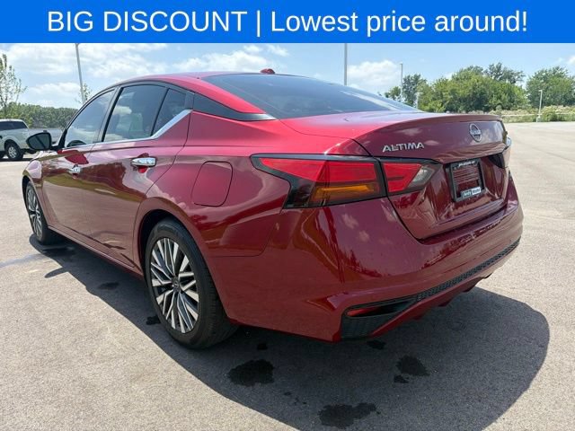 Used 2024 Nissan Altima 2.5 SV FWD image 12