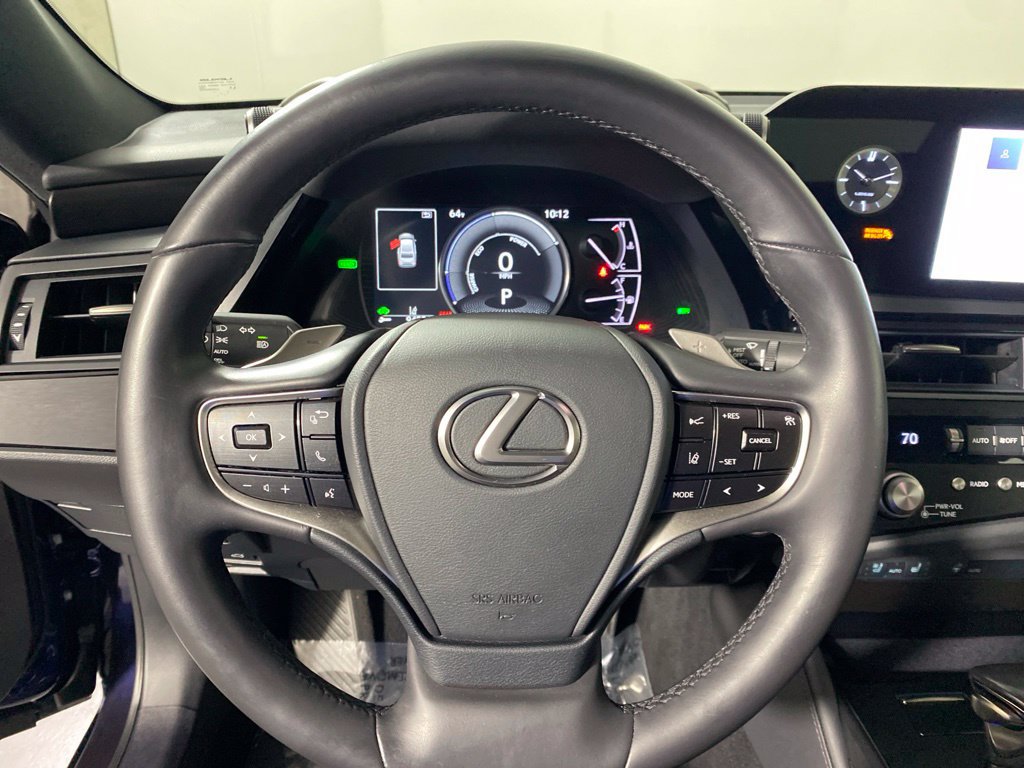 Certified 2025 Lexus ES 300h w/ Premium Package FWD image 16