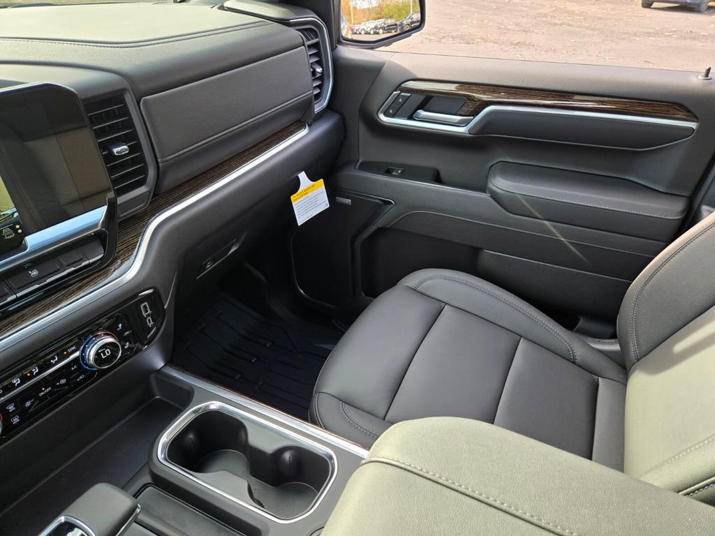 New 2026 GMC Sierra 1500 Elevation w/ Elevation Premium Package AWD/4WD image 21