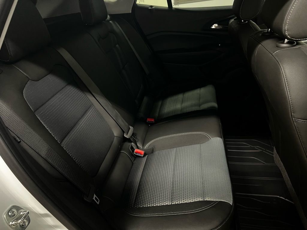 New 2026 Chevrolet Trax LT w/ LT Convenience Package image 28