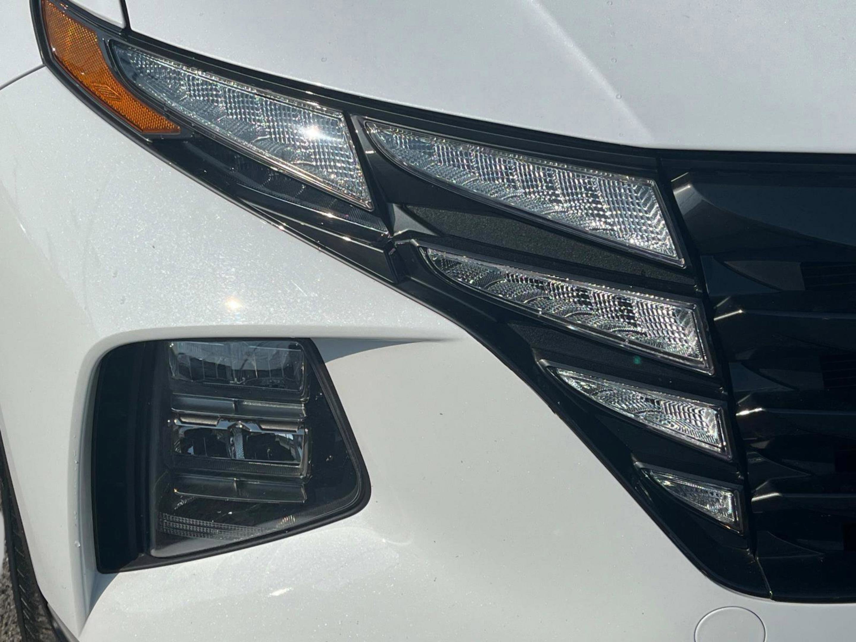 Used 2023 Hyundai Tucson Blue image 9