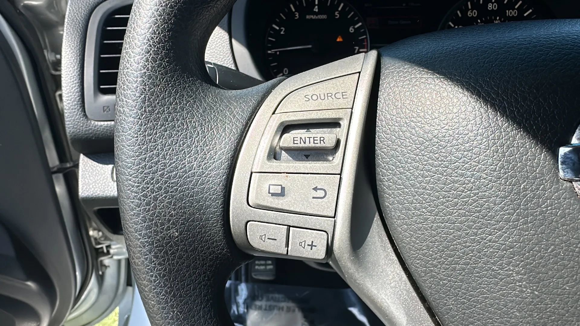 Used 2015 Nissan Altima 2.5 S w/ Power Driver Seat Package image 31