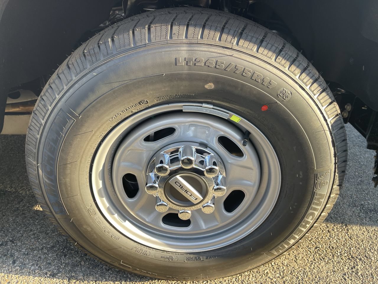 New 2026 Ford F250 XL w/ XL Chrome Package RWD image 10
