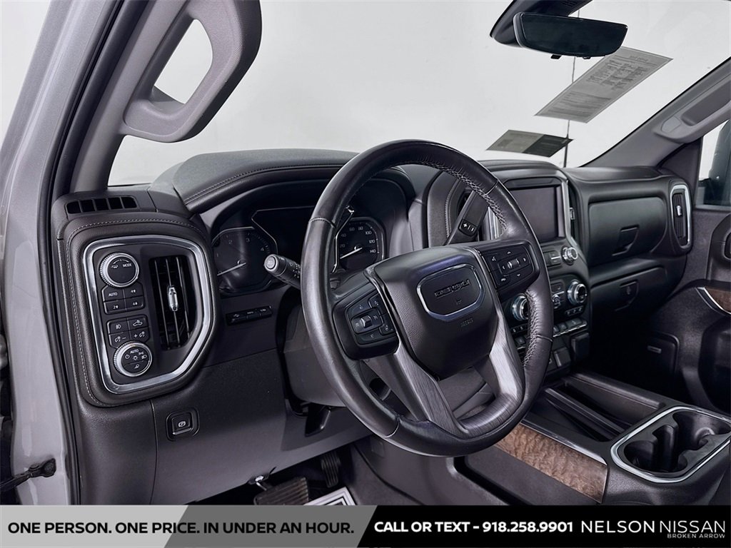 Used 2020 GMC Sierra 3500 Denali w/ Denali Ultimate Package image 9