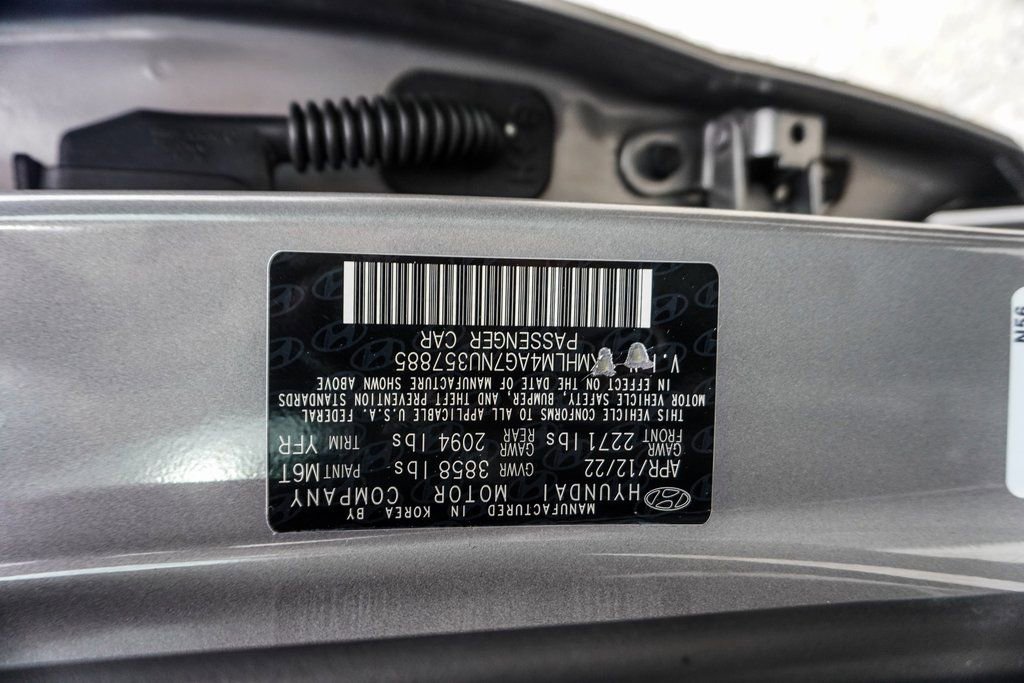 Used 2022 Hyundai Elantra SEL image 39