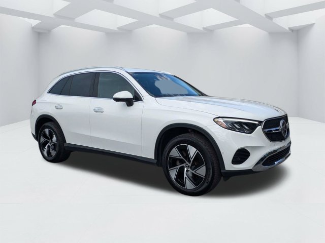 Used 2023 Mercedes-Benz GLC 300 w/ Exclusive Trim Package image 2