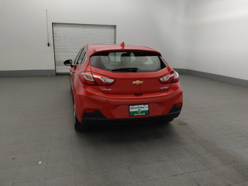Used 2018 Chevrolet Cruze Premier FWD image 6