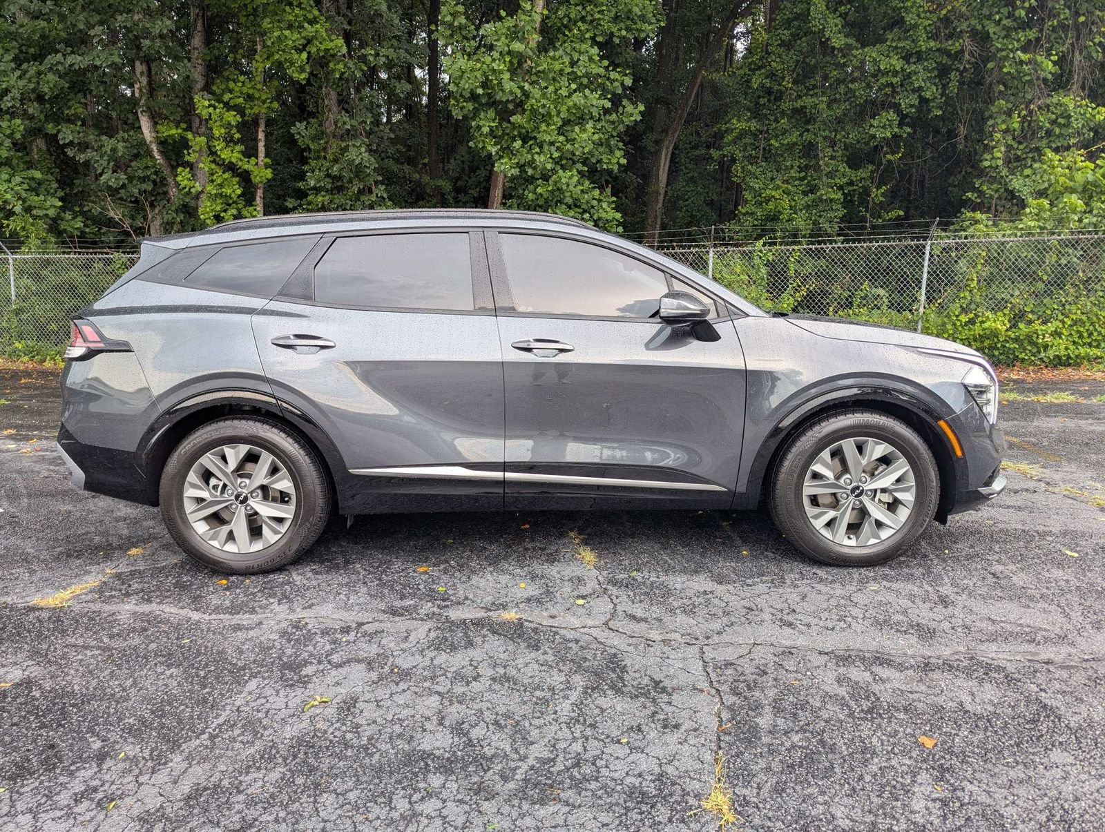 Used 2024 Kia Sportage SX FWD image 3
