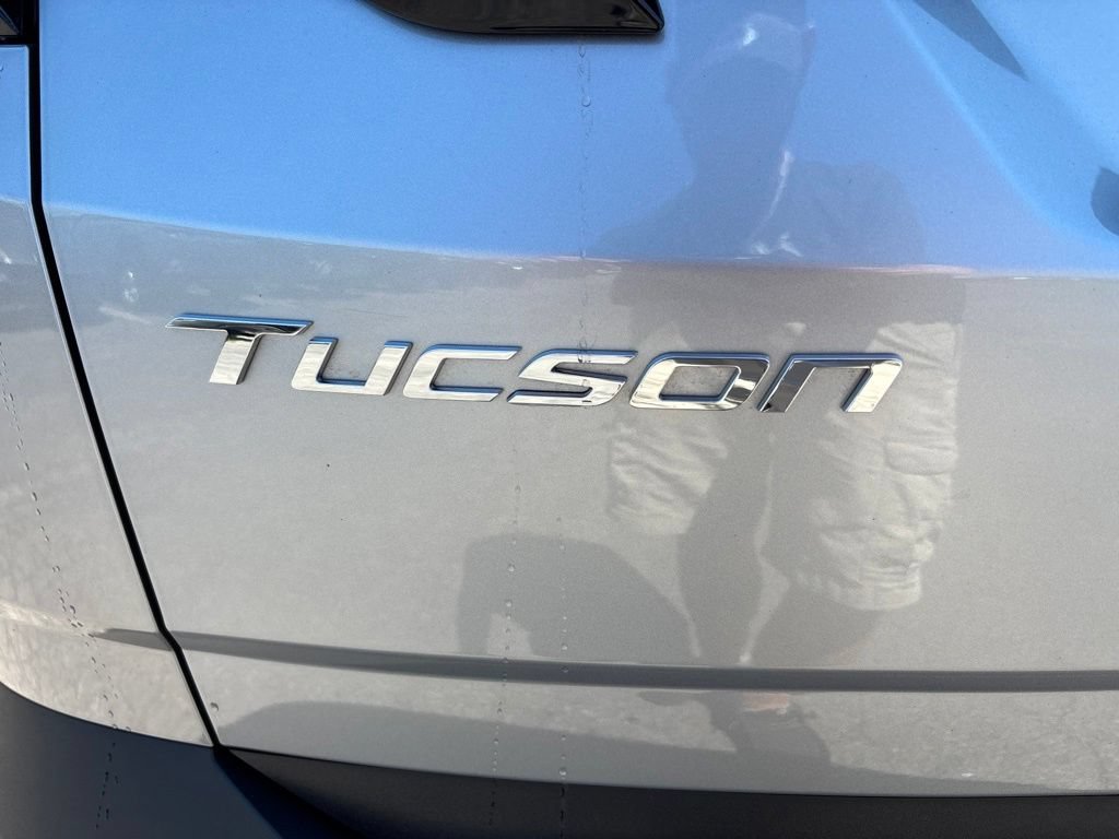 Used 2023 Hyundai Tucson Limited AWD/4WD image 17