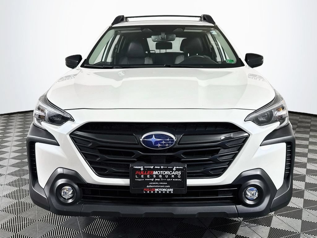 Used 2025 Subaru Outback Onyx Edition AWD/4WD image 2