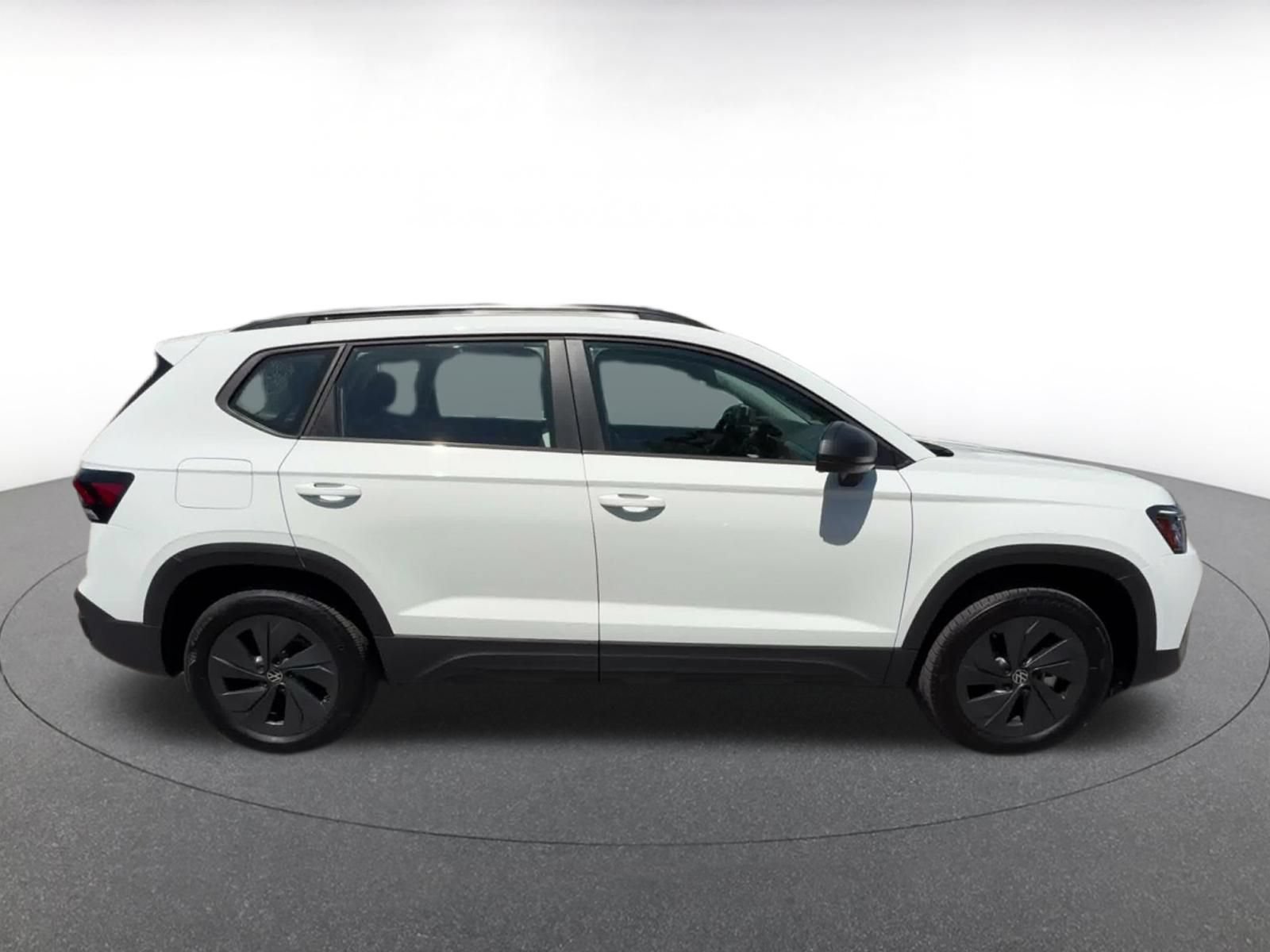 Used 2026 Volkswagen Taos S FWD image 15