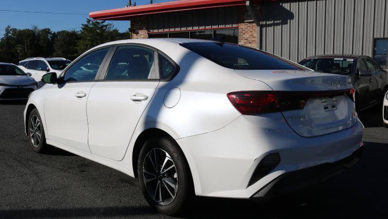 Used 2024 Kia Forte LXS FWD image 5
