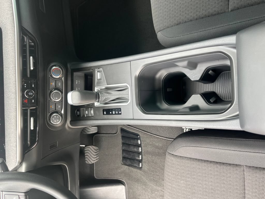 New 2026 Nissan Kicks S FWD image 27