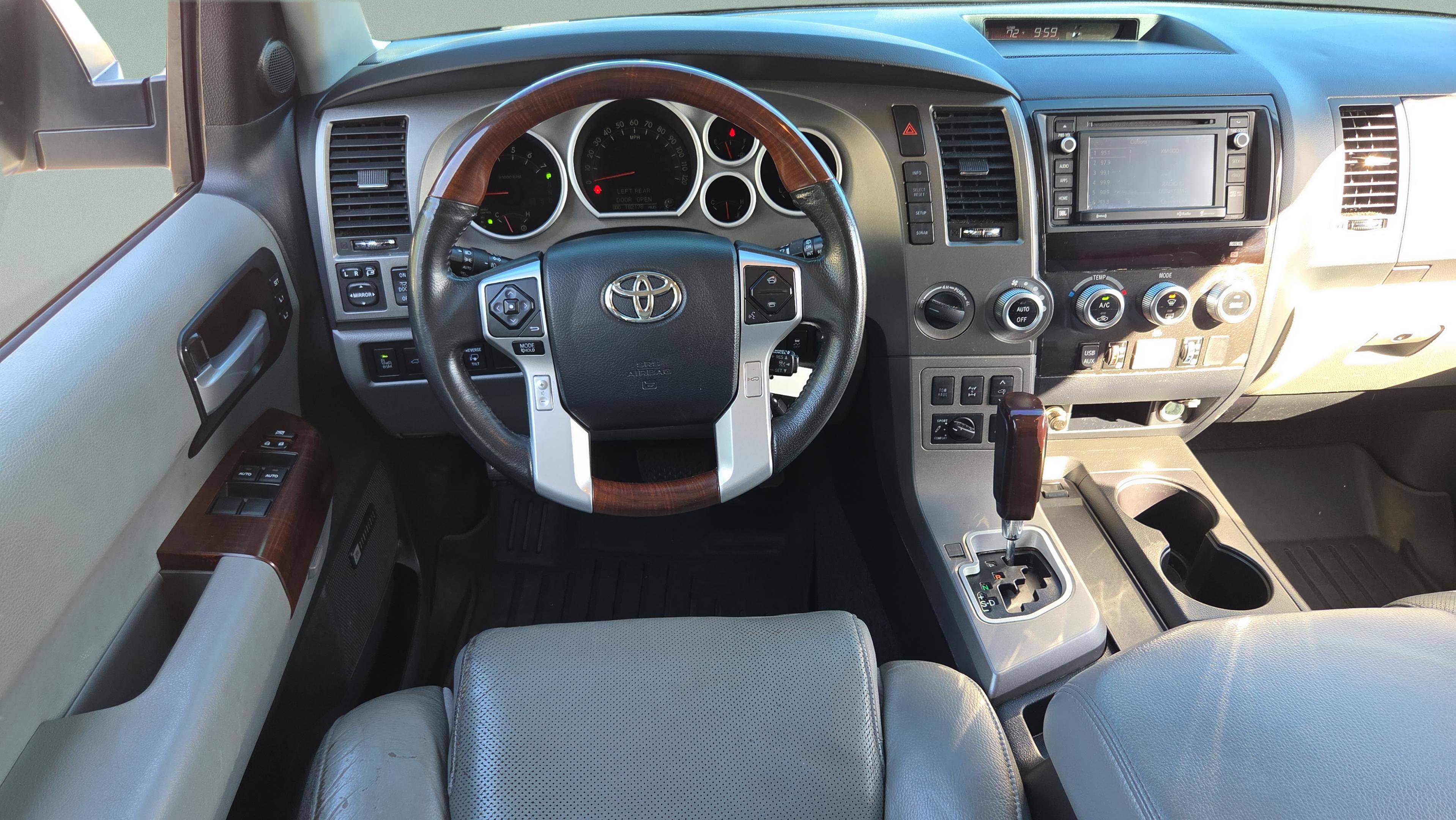 Used 2017 Toyota Sequoia Platinum image 12