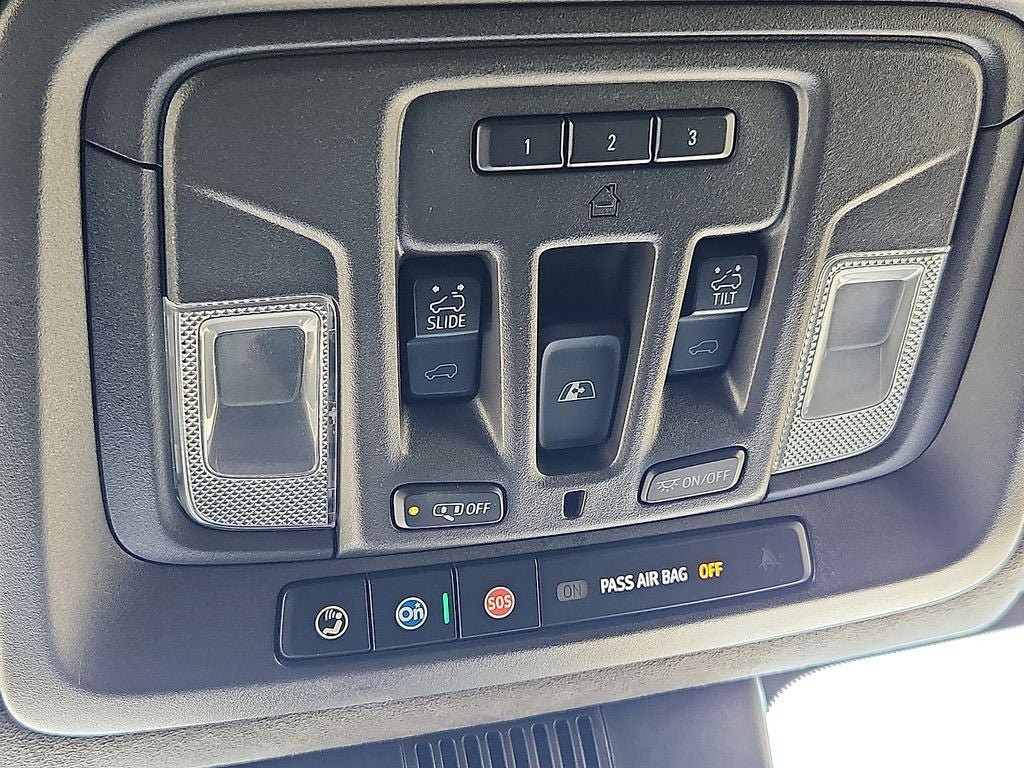 Used 2024 GMC Sierra 2500 AT4X w/ AT4X AEV Edition AWD/4WD image 29