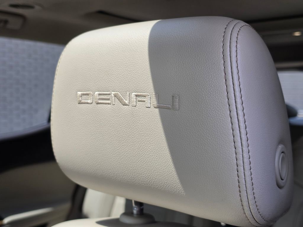 Used 2019 GMC Acadia Denali w/ Technology Package image 27