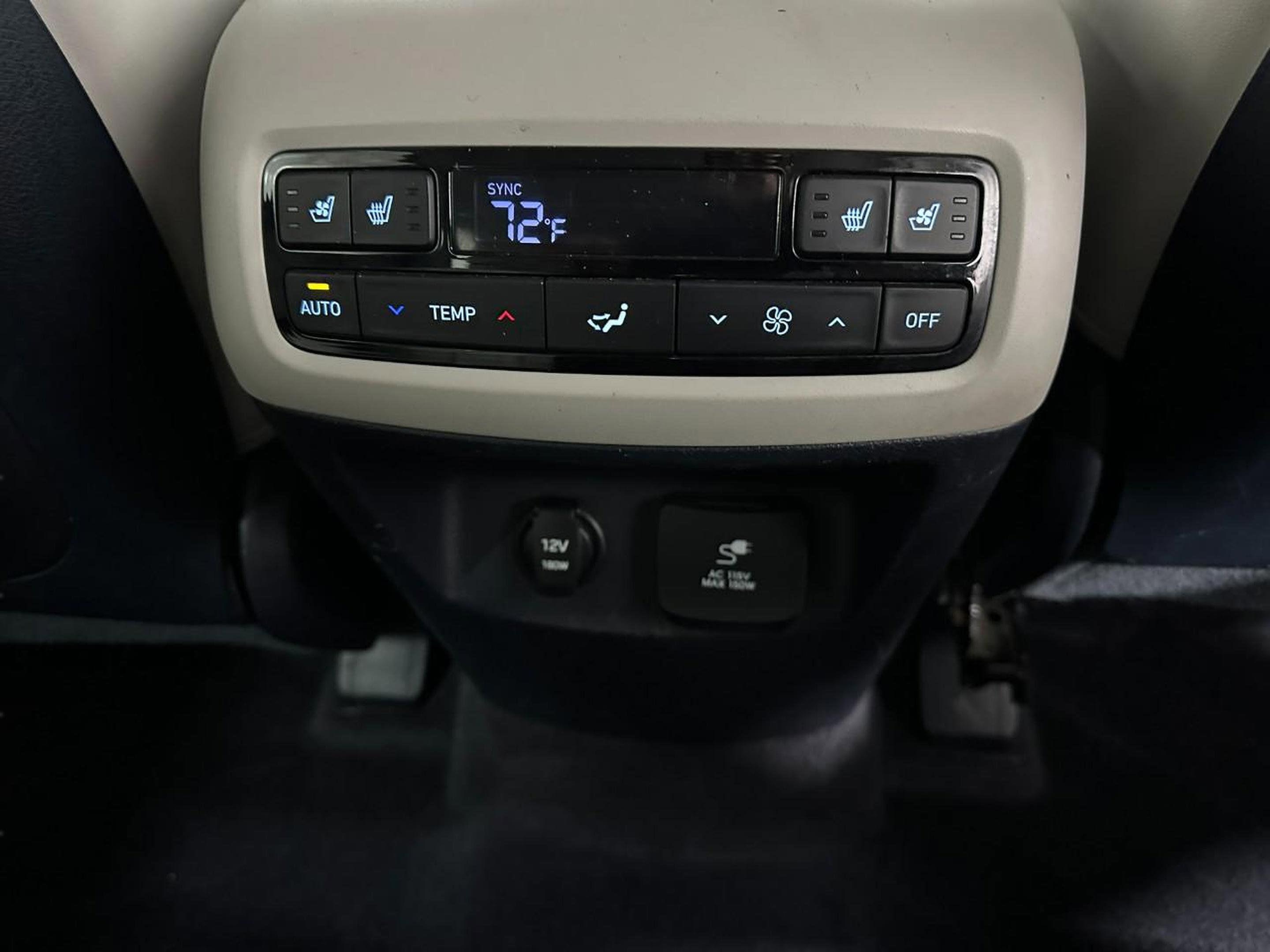 Used 2021 Hyundai Palisade Limited image 9