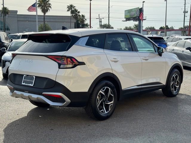 Certified 2024 Kia Sportage LX FWD image 5