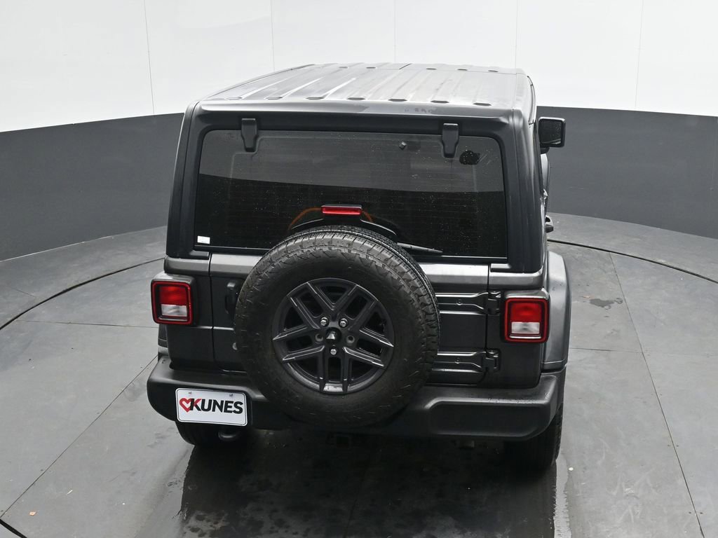 Used 2020 Jeep Wrangler Unlimited Sport AWD/4WD image 19