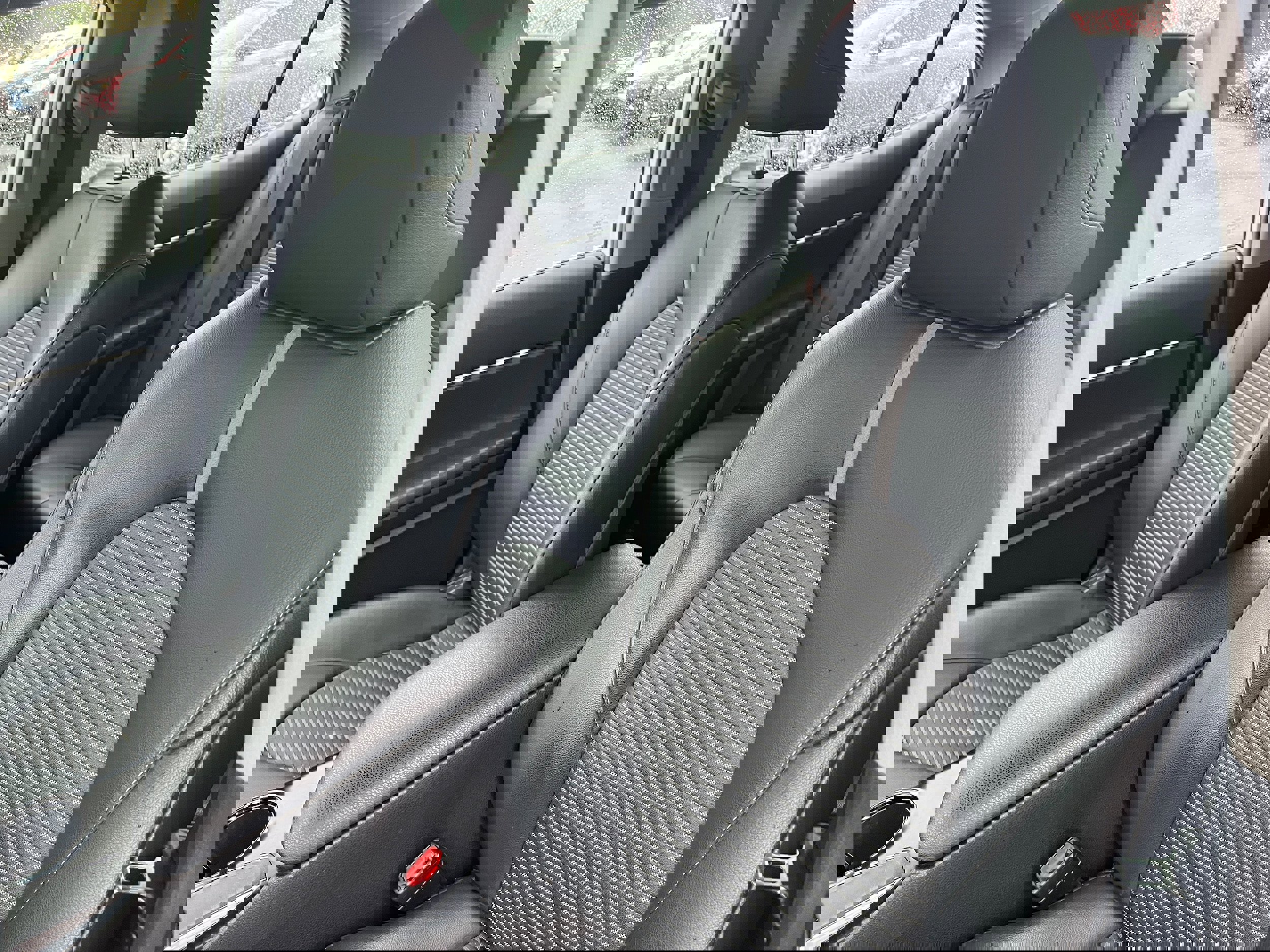 Used 2019 Toyota Camry SE FWD image 8