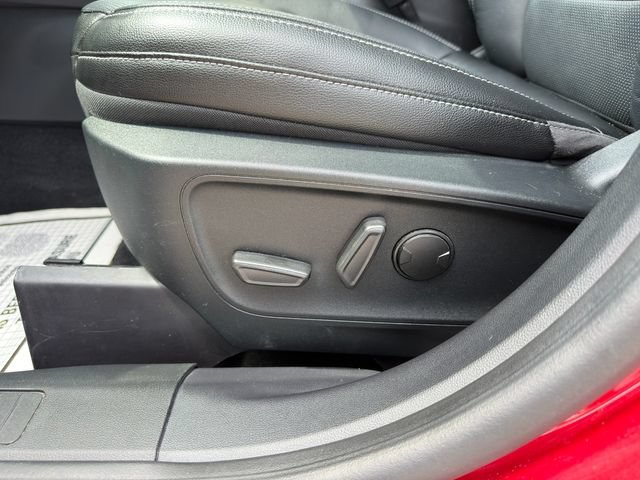 Used 2020 Ford Escape Titanium AWD/4WD image 20