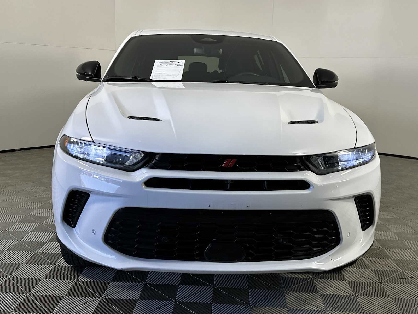 Used 2023 Dodge Hornet GT w/ Tech Pack w/o Parking image 3