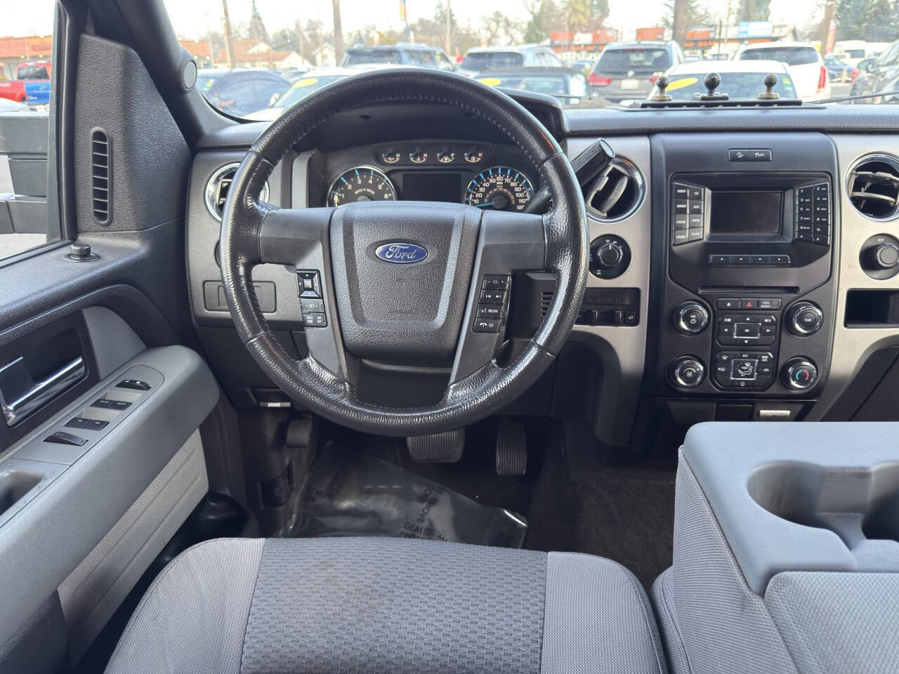 Used 2013 Ford F150 XLT w/ Luxury Equipment Group image 16