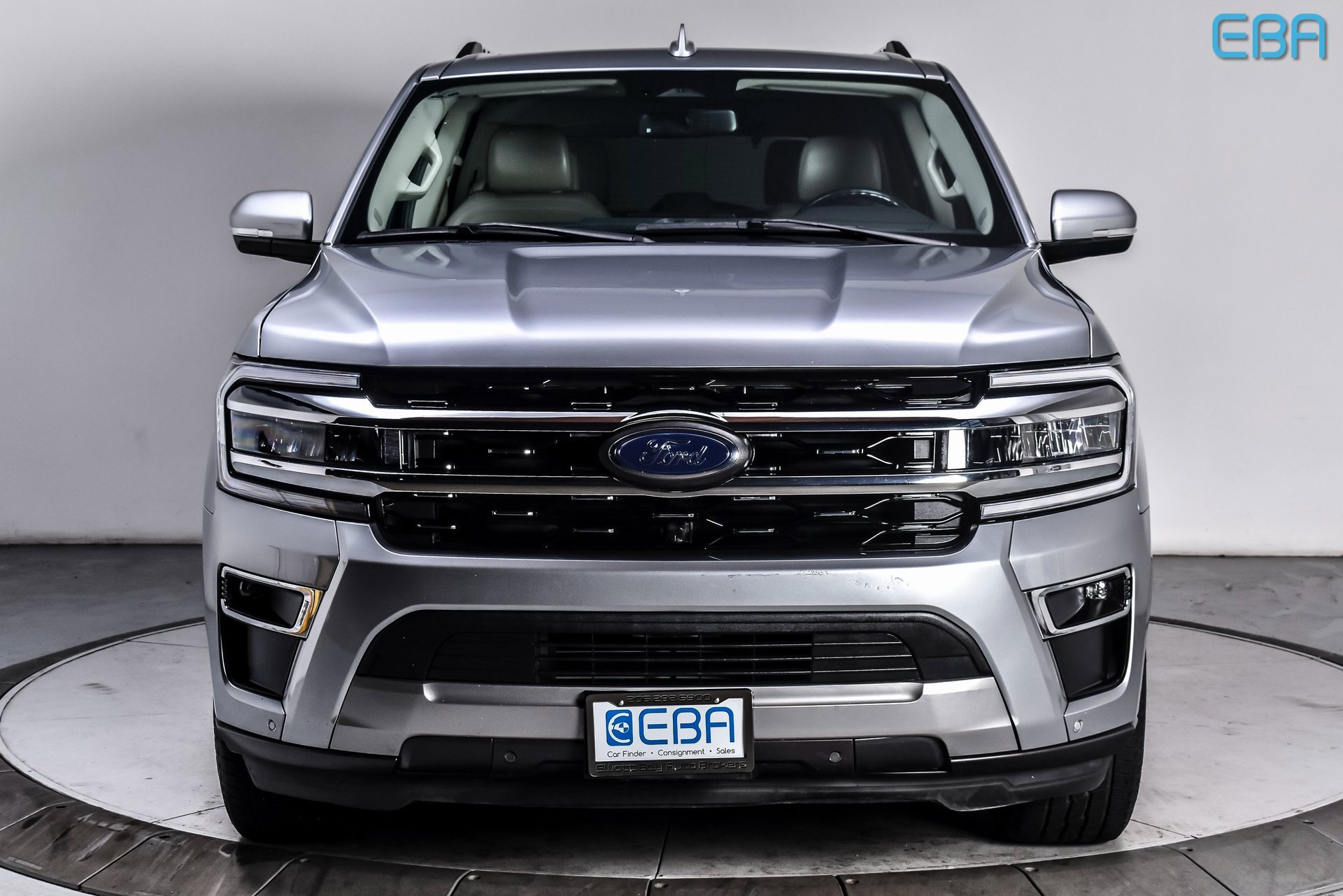 Used 2024 Ford Expedition Limited image 9