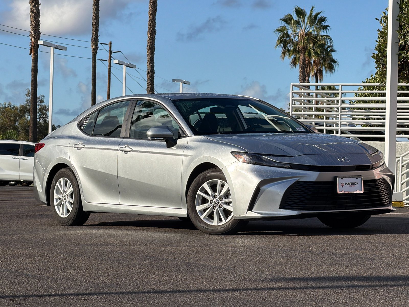 Used 2025 Toyota Camry LE FWD image 8