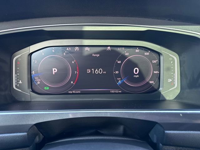 Used 2020 Volkswagen Tiguan SEL Premium R-Line image 32