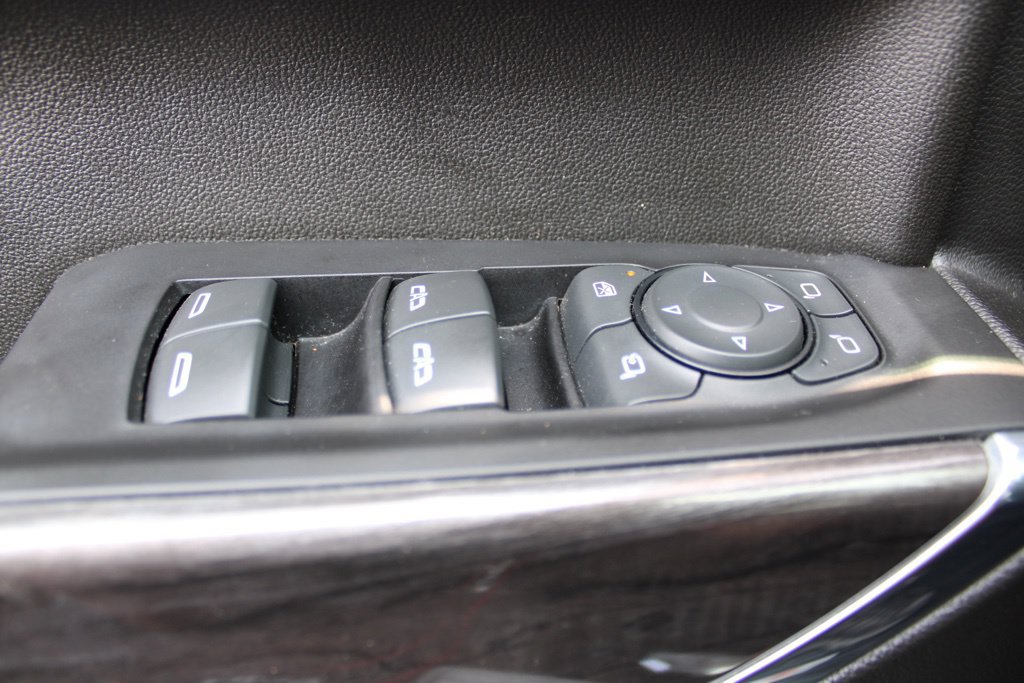 Used 2022 Chevrolet Silverado 1500 LTZ AWD/4WD image 24