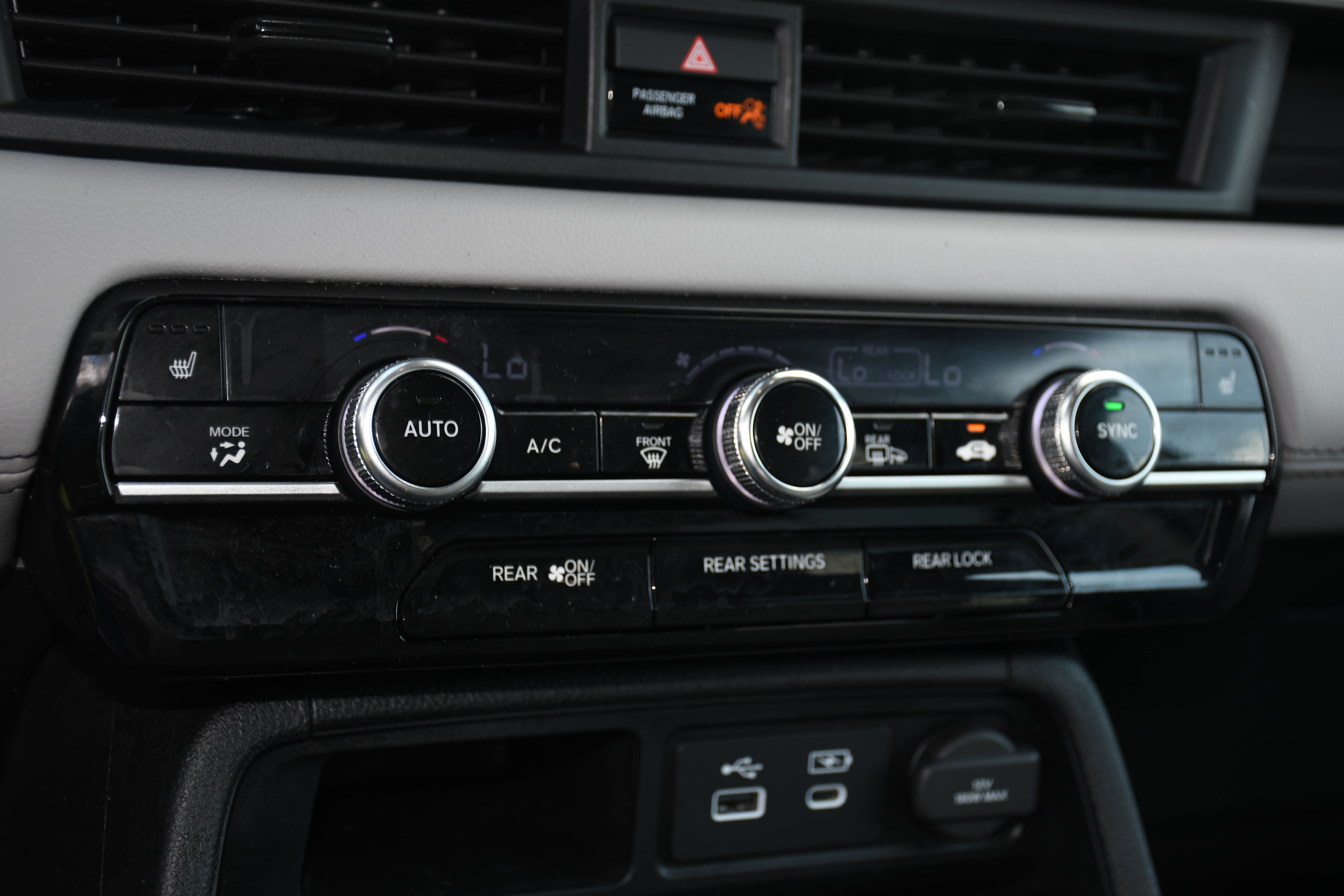 Used 2025 Honda Pilot EX-L image 15