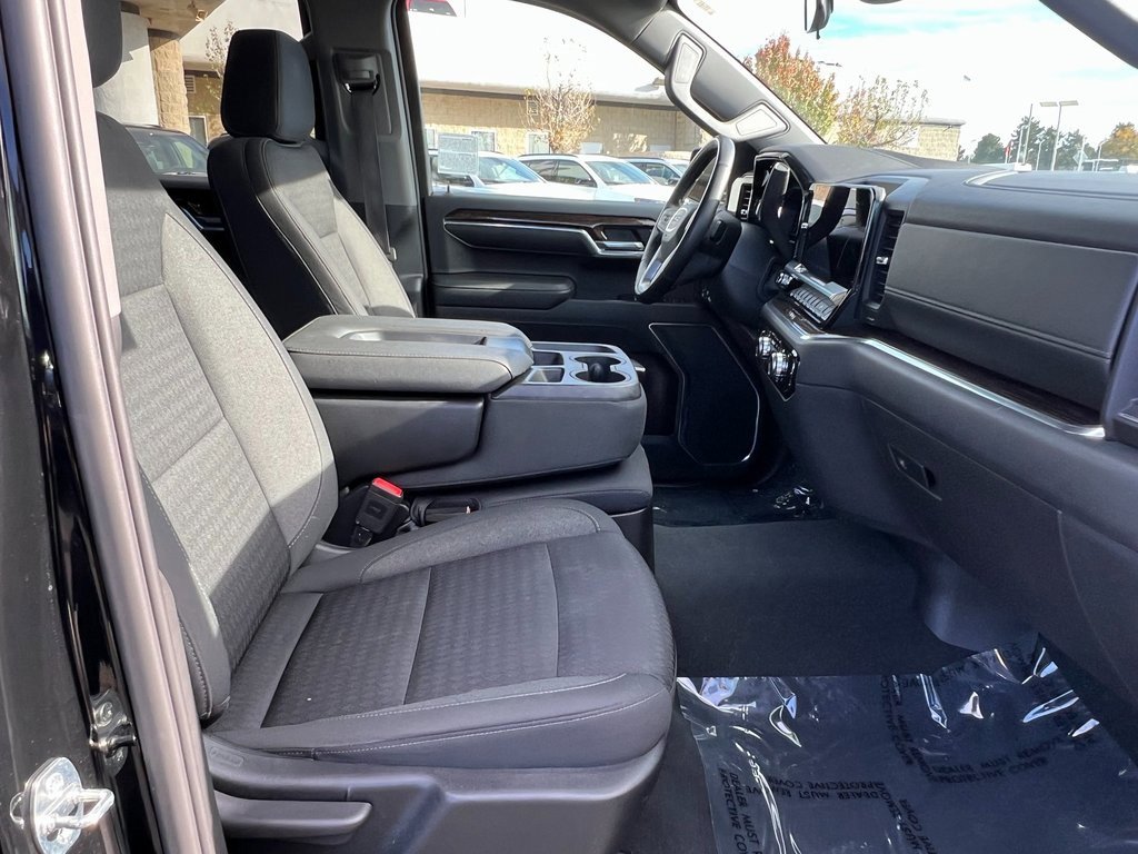 Used 2023 GMC Sierra 1500 Elevation image 13