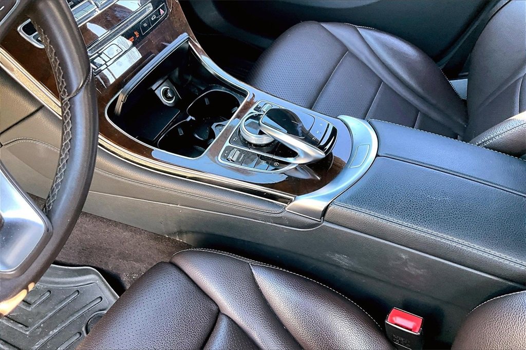 Used 2018 Mercedes-Benz GLC 300 4MATIC image 12