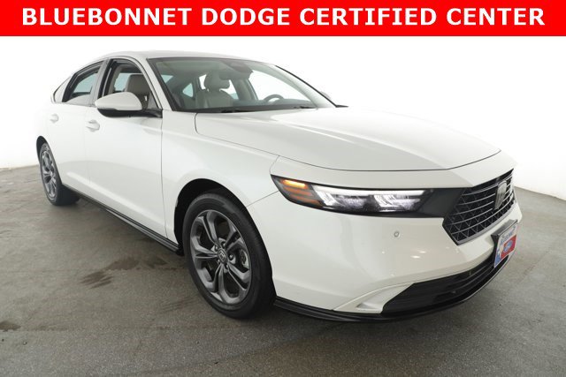 Used 2023 Honda Accord EX-L image 3