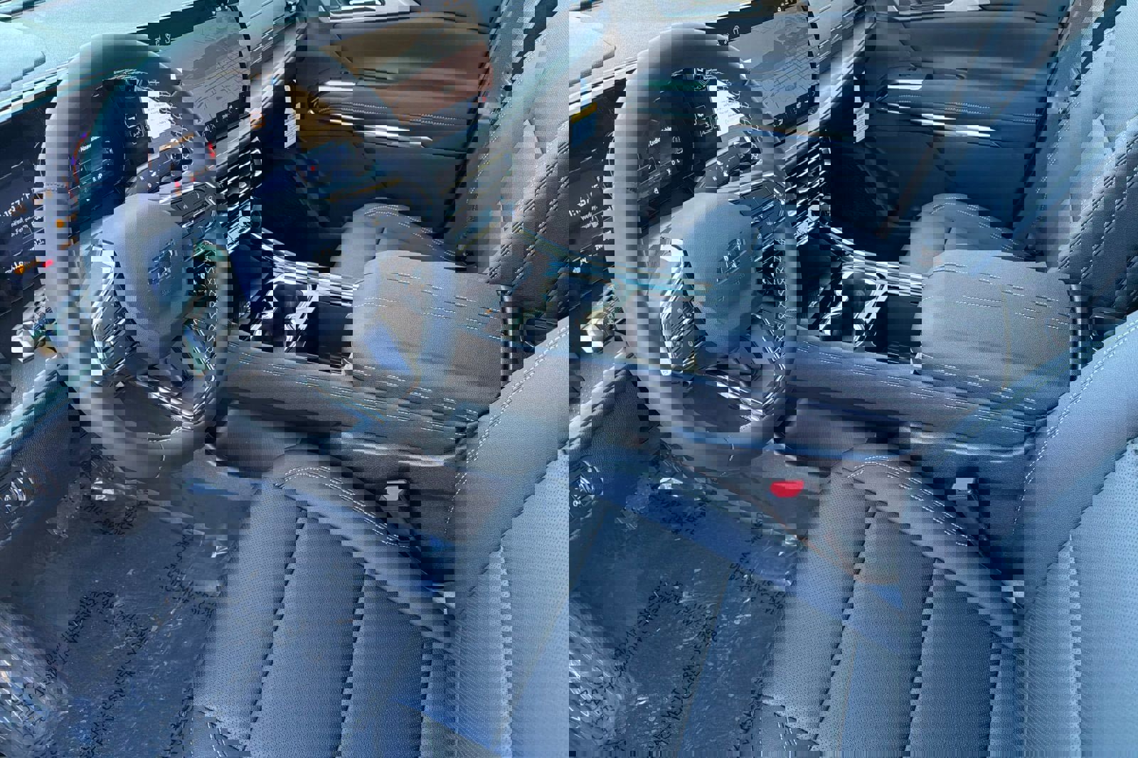 New 2026 Chevrolet Traverse LT w/ Midnight/Sport Edition image 8